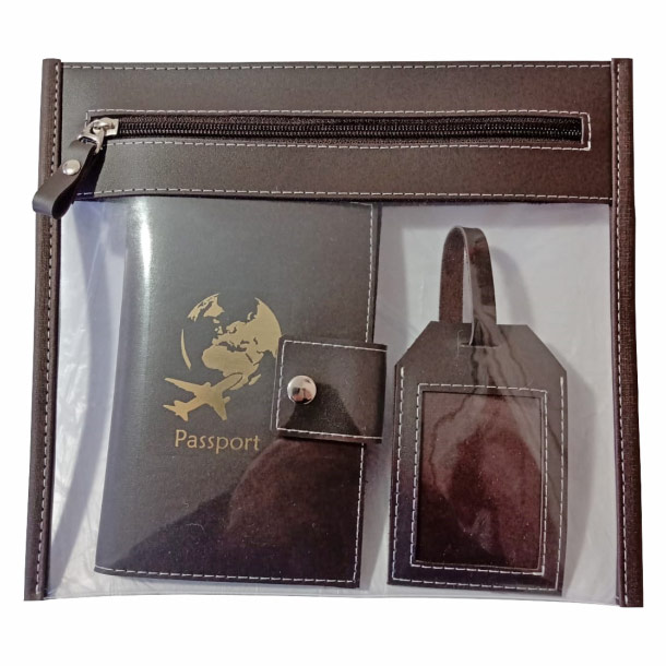 kit porta passaporte e tag de mala personalizados cor café
